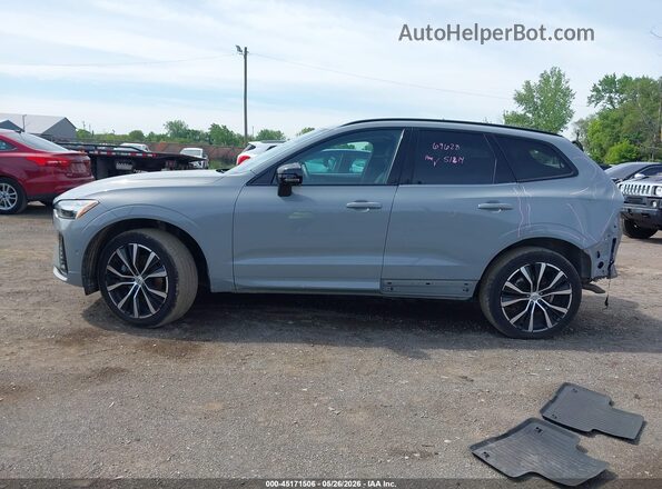 YV4L12RL1R1782431 2024 VOLVO XC60 Gray Սալոնի 360 աստիճան տեսք