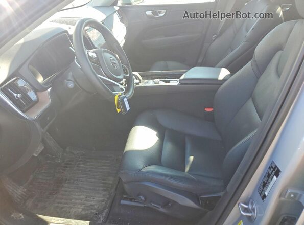 YV4L12RNXP1376288 2023 VOLVO XC60 Silver Front interior view