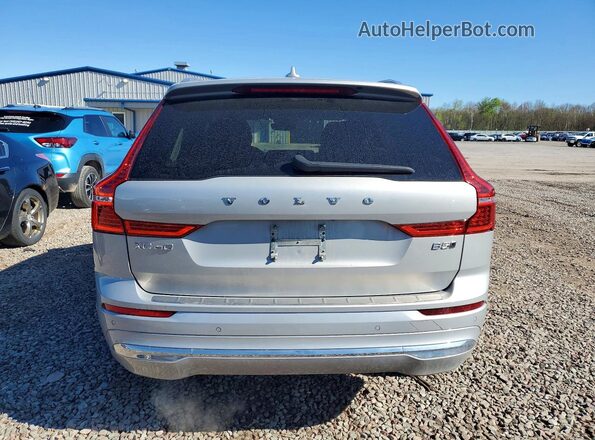 YV4L12RNXP1376288 2023 VOLVO XC60 Silver Rear view