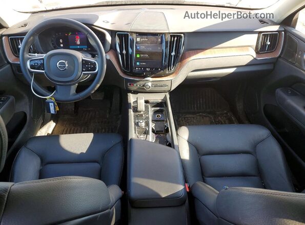 YV4L12RNXP1376288 2023 VOLVO XC60 Silver Dashboard view