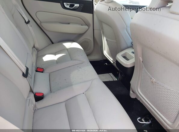 YV4L12RV2P1197355 2023 VOLVO XC60 White VIN կոդի պիտակի տեսք
