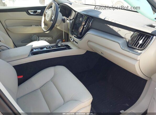 YV4L12RV2P1197355 2023 VOLVO XC60 White Սալոնի դիմացի տեսք