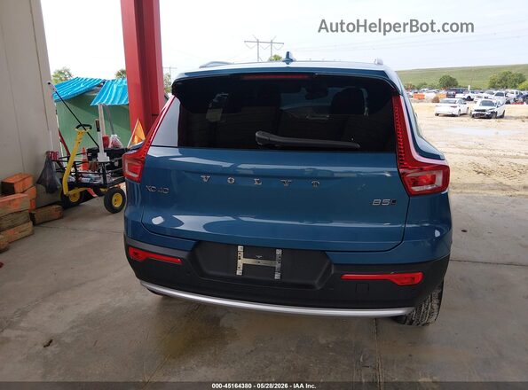 YV4L12UE0P2020028 2023 VOLVO XC40 Champagne 