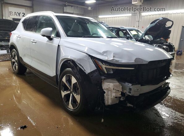 YV4L12UE1R2295782 2024 VOLVO XC40 Blue წინა მარჯვენა