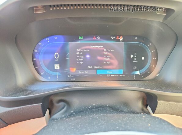YV4L12UEXR2316791 2024 VOLVO XC40 Red Սարքավորումների վահանակի տեսք