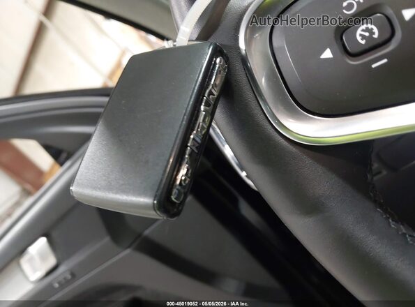 YV4L12UEXS2513465 2025 VOLVO XC40 Черный Вид панели приборов