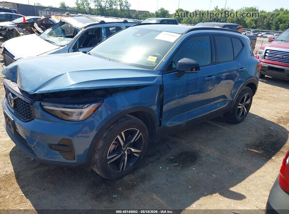 YV4L12UK5R2324013 2024 VOLVO XC40 Синий Передняя левая четверть