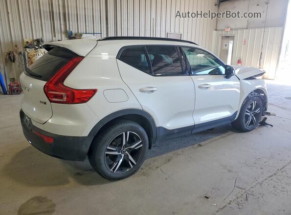 YV4L12UL0P2944239 2023 VOLVO XC40 White Tył prawy