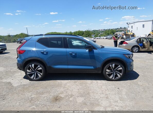 YV4L12UW6P2989907 2023 VOLVO XC40 Blue Widok wnętrza z tyłu