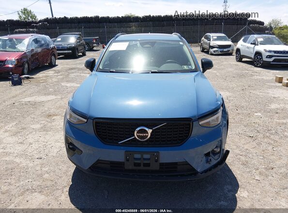 YV4L12UW6P2989907 2023 VOLVO XC40 Blue Widok zestawu wskaźników
