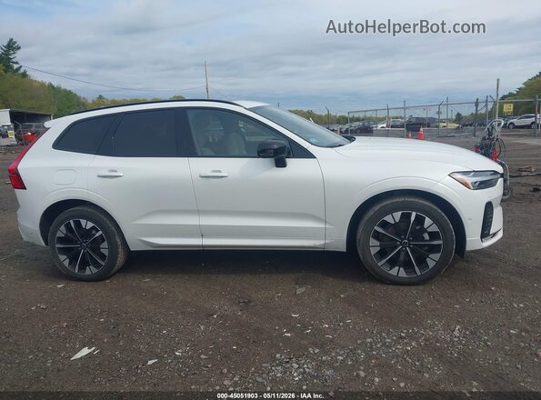 YV4M12RC1T1402306 2026 VOLVO XC60 White 
