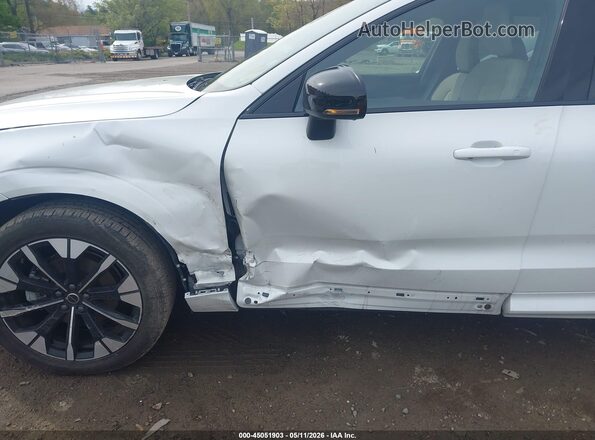 YV4M12RC1T1402306 2026 VOLVO XC60 White 