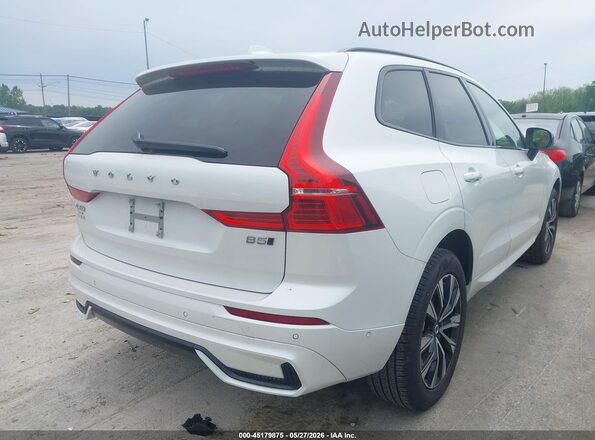 YV4M12RC5S1087587 2025 VOLVO XC60 White Հետևի աջ