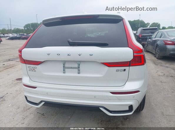 YV4M12RC5S1087587 2025 VOLVO XC60 White 