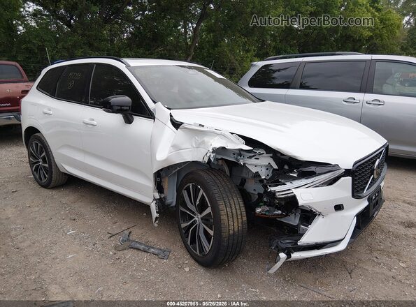 YV4M12RC9S1197798 2025 VOLVO XC60 Белый Вид спереди