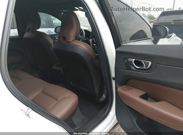 YV4M12RC9S1197798 2025 VOLVO XC60 Белый Вид наклейки с VIN-кодом