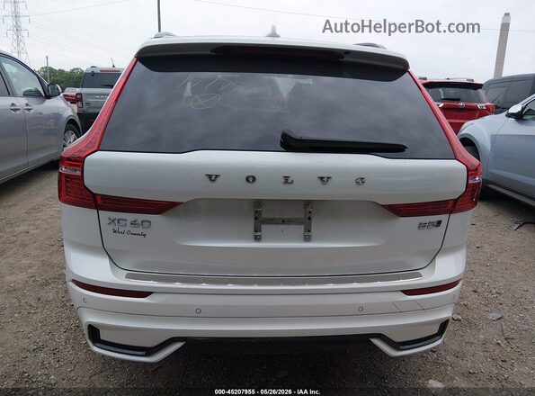 YV4M12RC9S1197798 2025 VOLVO XC60 Белый 