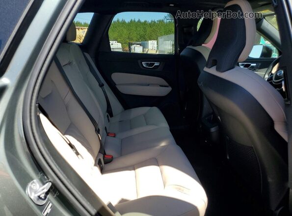 YV4M12RJ3T1362809 2026 VOLVO XC60 Charcoal Widok tylnych siedzeń
