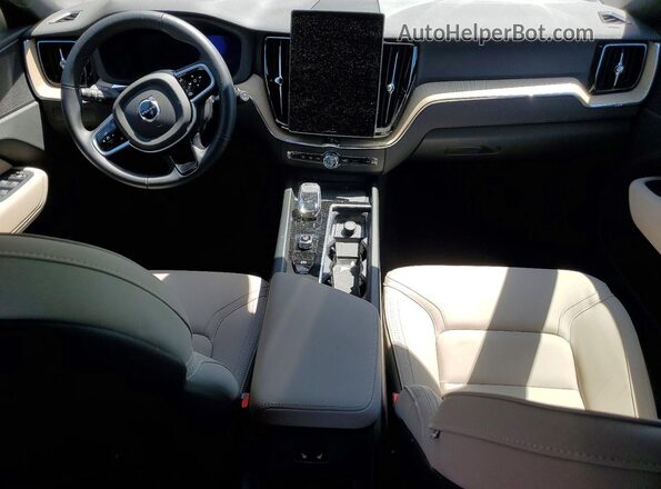 YV4M12RJ3T1362809 2026 VOLVO XC60 Charcoal Widok deski rozdzielczej