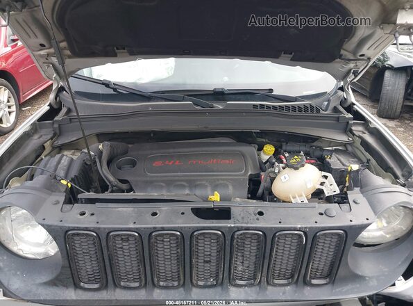 ZACCJABB2JPH22581 2018 JEEP RENEGADE Silver Rear view