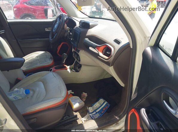 ZACCJADT1GPC61405 2016 JEEP RENEGADE White Vista interior delantera