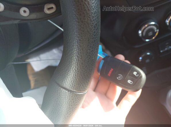 ZACCJBAB1HPE38389 2017 JEEP RENEGADE Orange Вид панелі приладів
