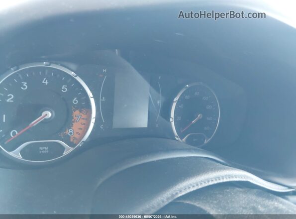 ZACCJBAB6JPH38046 2018 JEEP RENEGADE Silver 