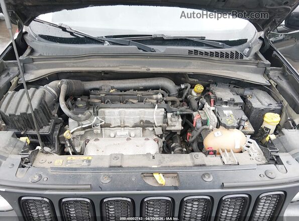 ZACCJBBB8HPF21557 2017 JEEP RENEGADE Black Widok z tyłu