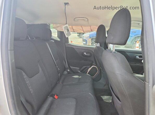 ZACCJBBT7GPD09594 2016 JEEP RENEGADE Silver უკანა სალონის ხედი