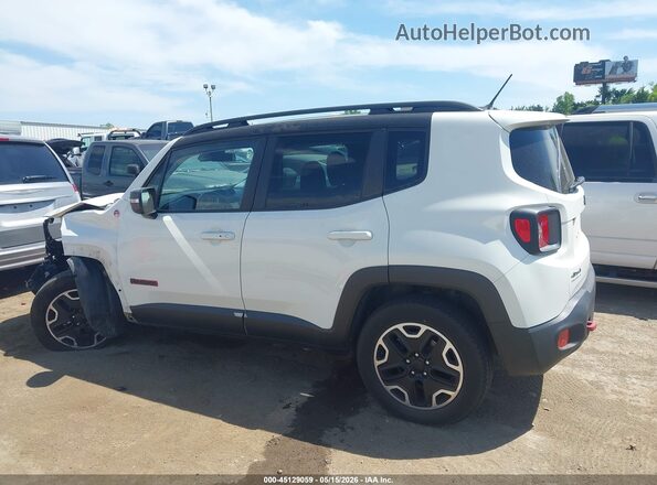 ZACCJBCT1GPD98853 2016 JEEP RENEGADE White Widok wnętrza z tyłu