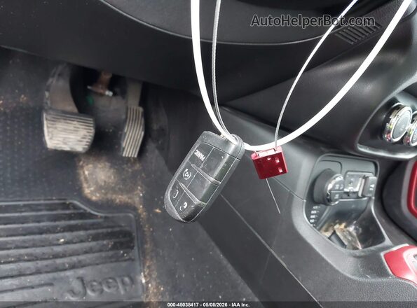 ZACCJBCT6GPD57425 2016 JEEP RENEGADE Красный Вид панели приборов