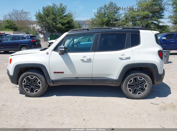 ZACCJBCT6GPD57585 2016 JEEP RENEGADE White უკანა სალონის ხედი