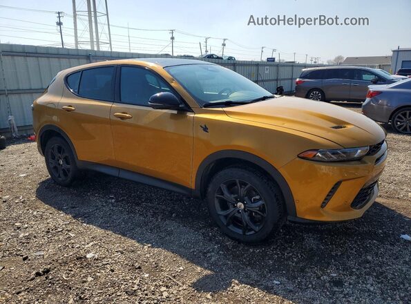 ZACNDFBN9P3A06686 2023 DODGE OTHER Gold Delantero derecho