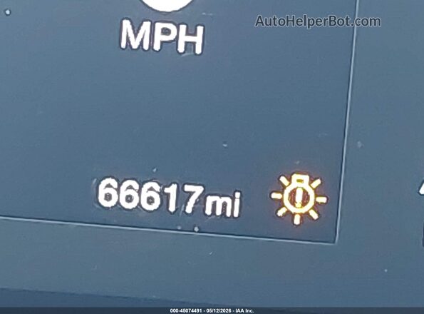 ZACNJBABXKPJ91631 2019 JEEP RENEGADE Orange 