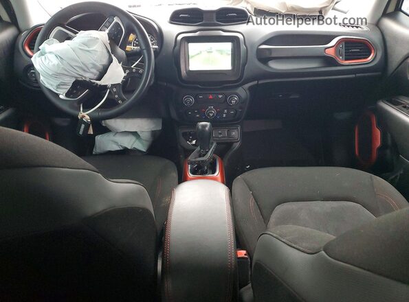 ZACNJBC13LPM05588 2020 JEEP RENEGADE White Вид панелі приладів