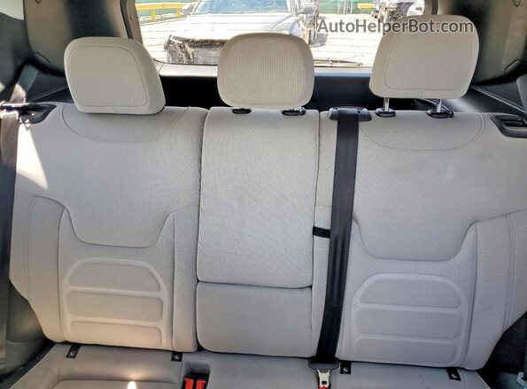 ZACNJDB12NPN56745 2022 JEEP RENEGADE Gray Вид задніх сидінь