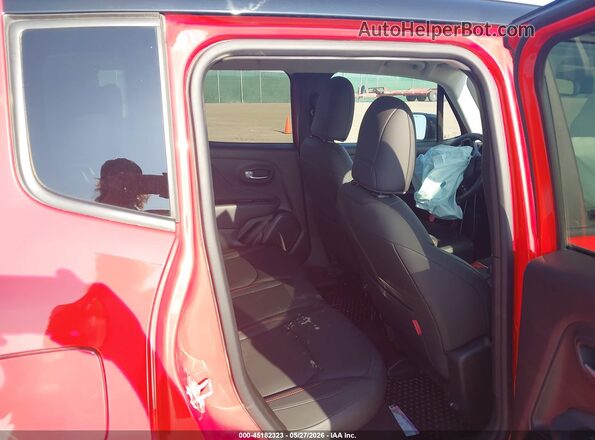 ZACNJDC11NPN84132 2022 JEEP RENEGADE Красный 