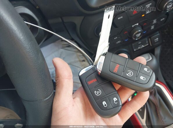 ZACNJDC11NPN84132 2022 JEEP RENEGADE Красный 