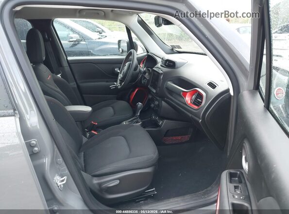 ZACNJDC12PPP40102 2023 JEEP RENEGADE Gray Vista interior delantera