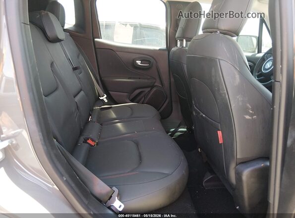 ZACNJDC13NPN80597 2022 JEEP RENEGADE Gray Widok naklejki z numerem VIN