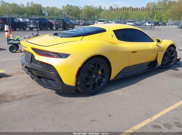 ZAM24BXA1N0378726 2022 MASERATI MC20 Желтый Задняя правая четверть