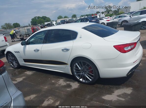 ZAM56RPS8H1226238 2017 MASERATI QUATTROPOR Кремовый Панорамный вид салона 360°