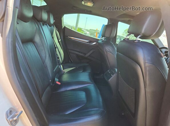 ZAM57XSA3L1344464 2020 MASERATI GHIBLI White Rear seats view