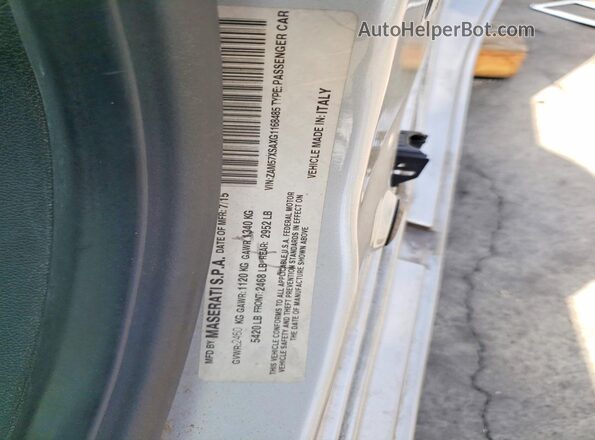 ZAM57XSAXG1168485 2016 MASERATI GHIBLI Silver Vista del compartimento del motor