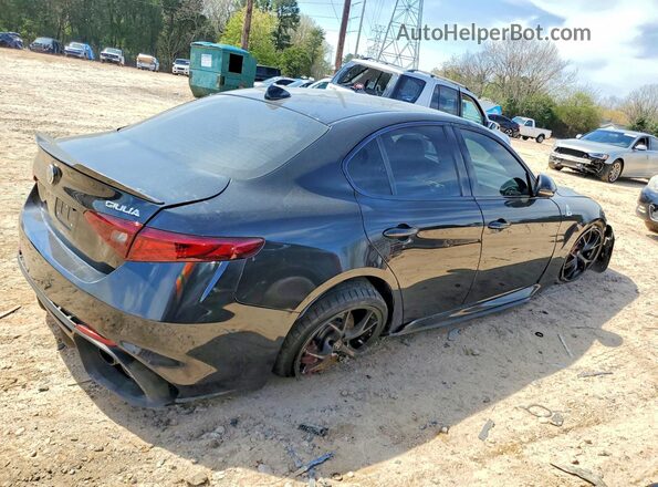 ZARFAEAV2H7541851 2017 ALFA ROMEO GIULIA Black 