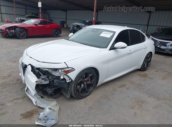 ZARFAECNXJ7580223 2018 ALFA ROMEO GIULIA White 
