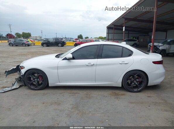 ZARFAECNXJ7580223 2018 ALFA ROMEO GIULIA White 