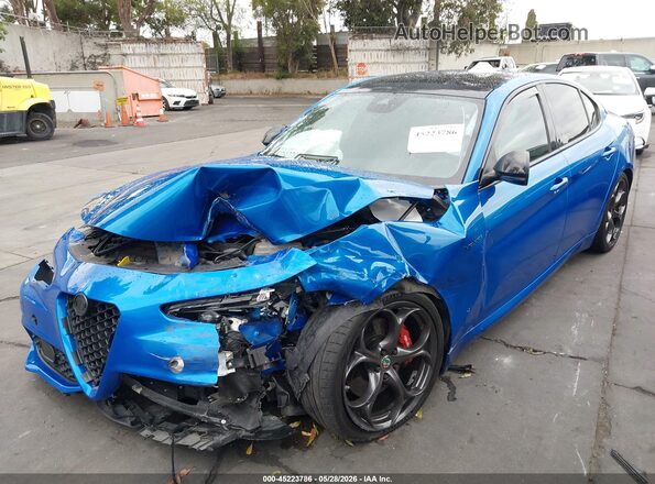 ZARFAEEN2J7568483 2018 ALFA ROMEO GIULIA Blue 