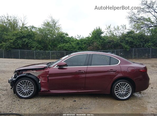 ZARFAEEN6H7547971 2017 ALFA ROMEO GIULIA Красный 