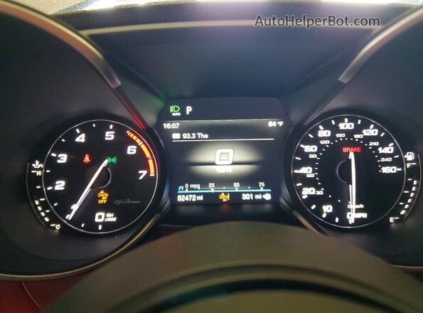ZARFAMANXM7649140 2021 ALFA ROMEO GIULIA Gray Instrument cluster view
